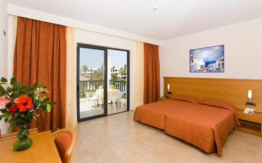 Tigaki Beach Hotel Номер фото