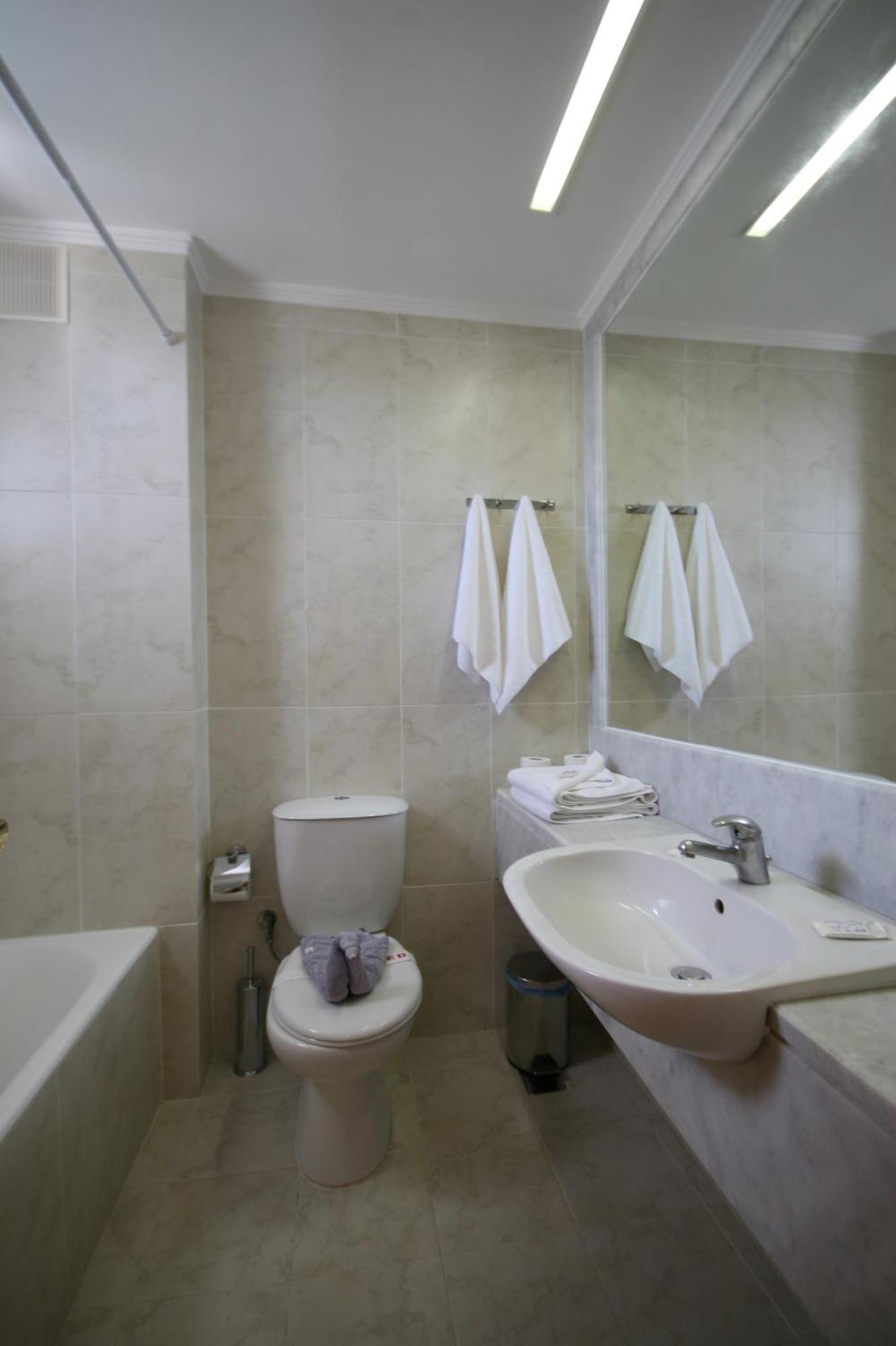 Tigaki Beach Hotel Экстерьер фото