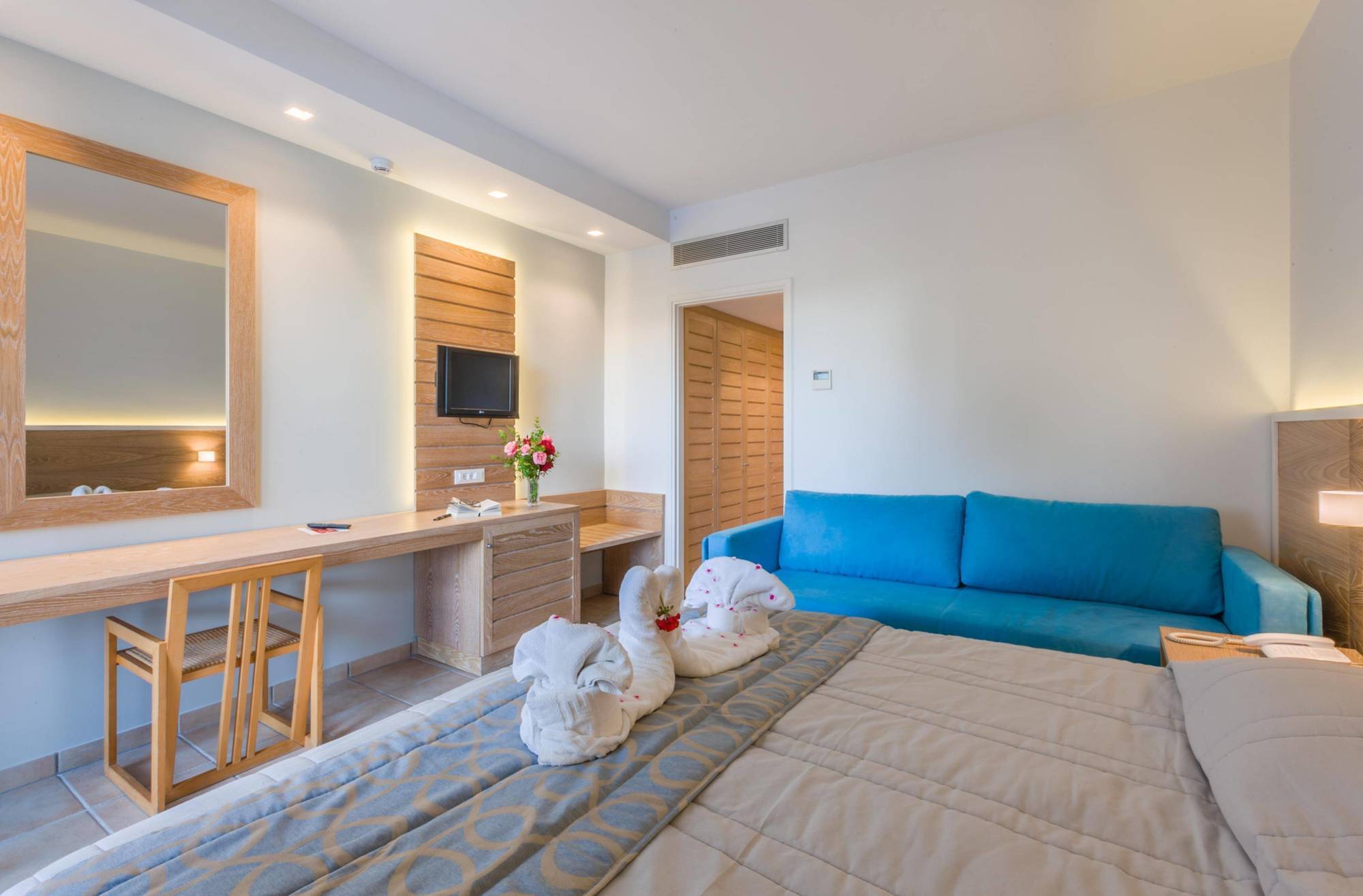 Tigaki Beach Hotel Экстерьер фото